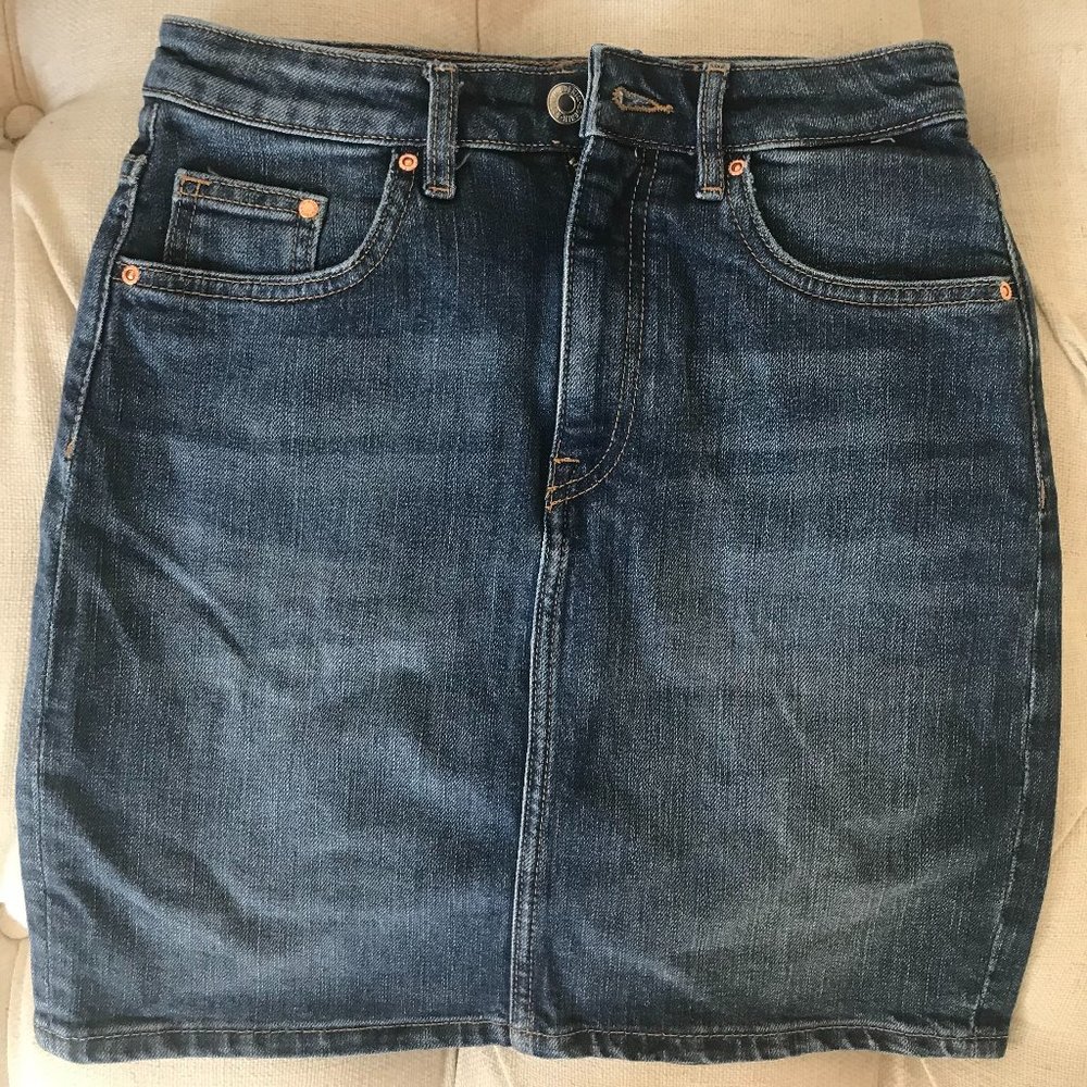 H&M Denim Skirt - Size 0